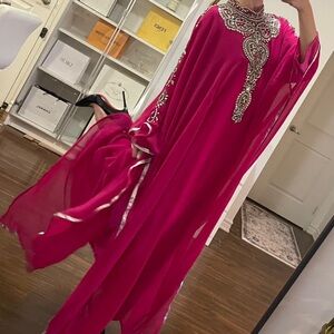 Elegant Pink Embellished Kaftan